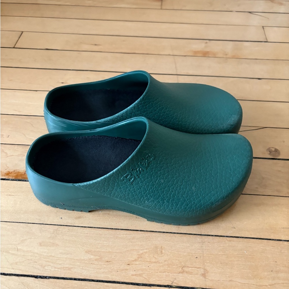 Birkenstock Super-Birkis clogs in dark green (size 40)